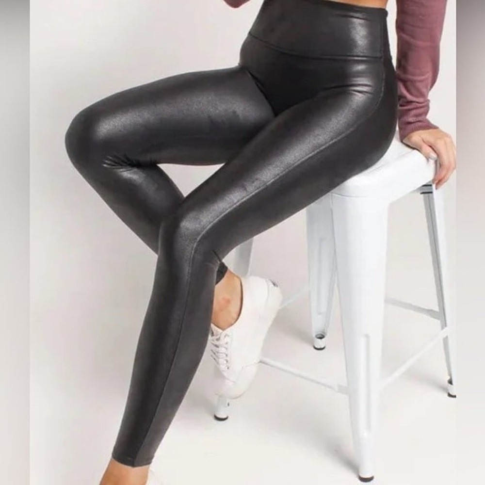 SPANX Women's Shaping Faux Leather Leggings Black Size XL - Picture 3 of 12